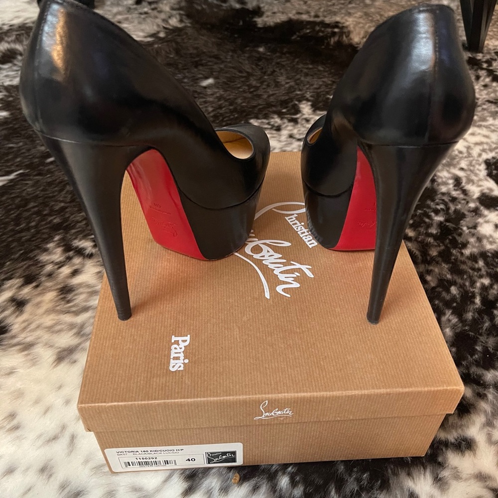 Victoria Christian Louboutin